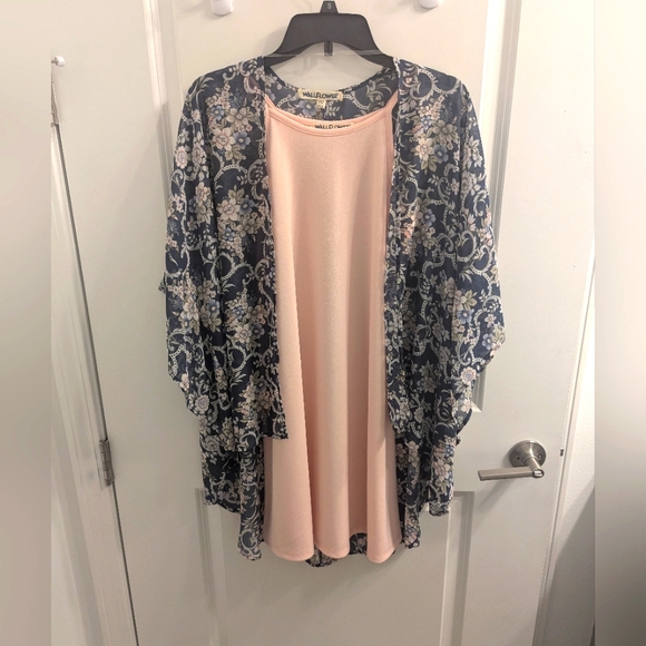 Wallflower Dresses & Skirts - NWOT, Juniors' WallFlower 2-piece Swing Dress & Printed Flyaway Topper Set